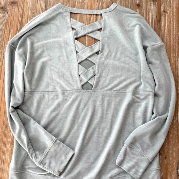 Athleta Balance Collection Top (M) Muted Green - Picture 2 of 3